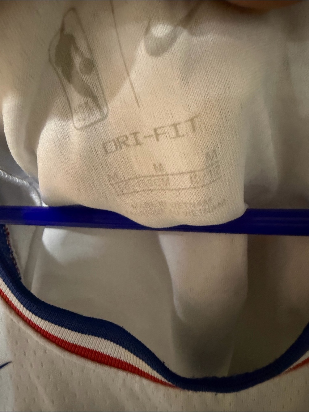 Nike Philadelphia Sixers White Joel Embiid #21 Jersey Size M Kids 10-12 EUC - Picture 4 of 4